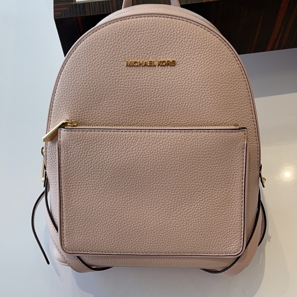 Michael Kors Adina MD Backpack Leather - Picture 5 of 13